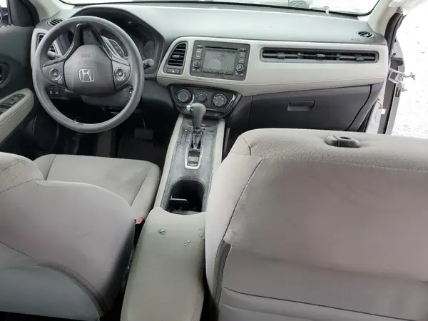 3CZRU5H33LM716250 2020 HONDA HR-V - Image 8