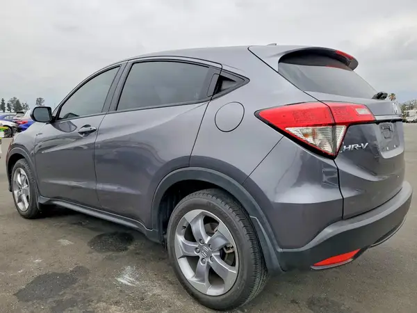 3CZRU5H33LM717009 2020 HONDA HR-V - Image 2