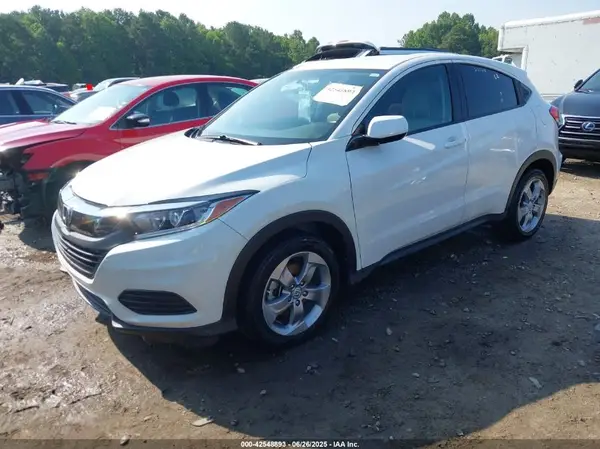 3CZRU5H33MM706593 2021 HONDA HR-V - Image 2