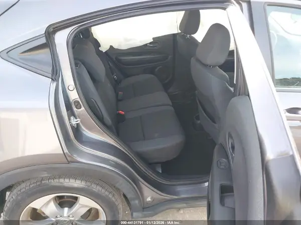 3CZRU5H33NM712668 2022 HONDA HR-V - Image 8