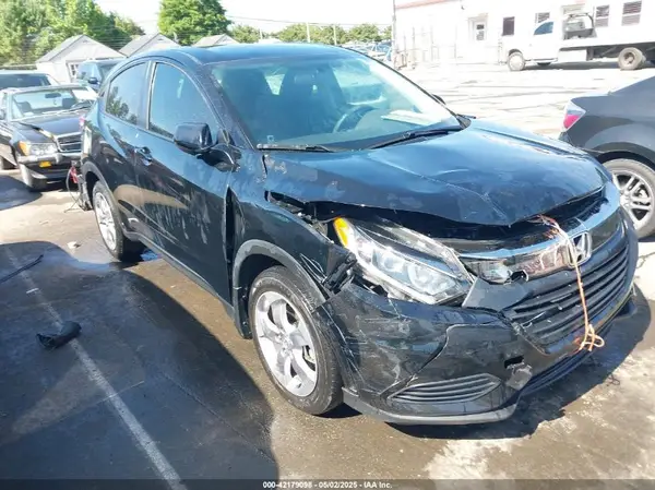 3CZRU5H33NM717434 2022 HONDA HR-V - Image 1
