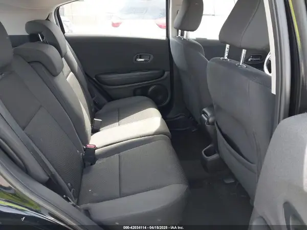 3CZRU5H33NM737697 2022 HONDA HR-V - Image 8