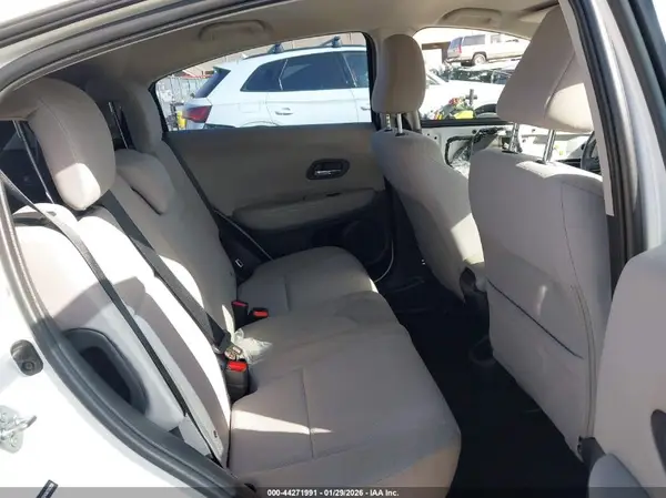 3CZRU5H34GM706350 2016 HONDA HR-V - Image 8