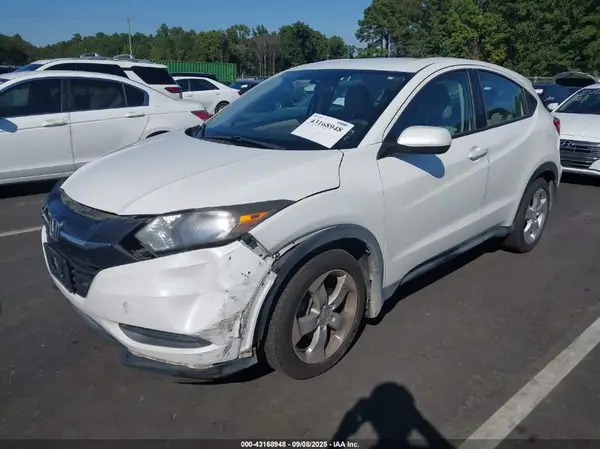 3CZRU5H34GM710253 2016 HONDA HR-V - Image 2