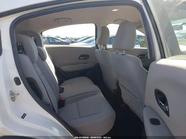 3CZRU5H34GM710253 2016 HONDA HR-V - Image 8