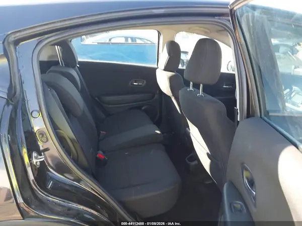 3CZRU5H34GM719972 2016 HONDA HR-V - Image 8
