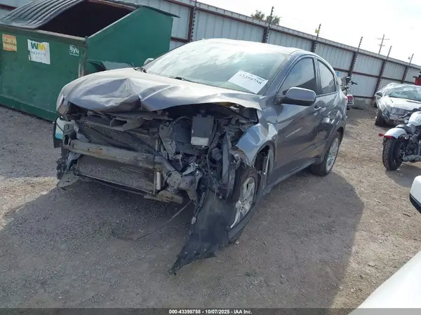 3CZRU5H34GM736710 2016 HONDA HR-V - Image 2