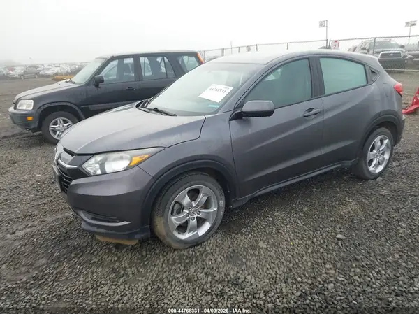 3CZRU5H34GM740451 2016 HONDA HR-V - Image 2