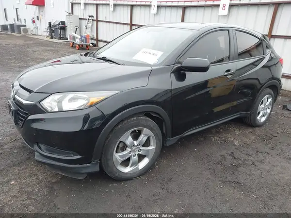 3CZRU5H34GM742104 2016 HONDA HR-V - Image 2