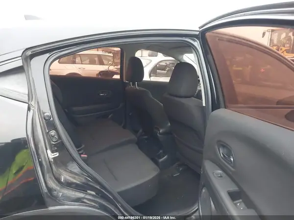 3CZRU5H34GM742104 2016 HONDA HR-V - Image 8