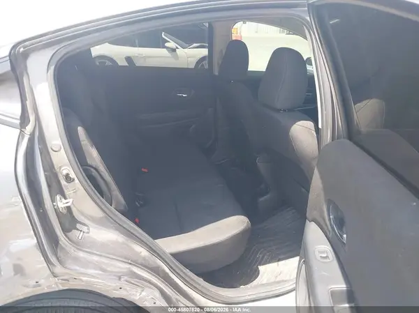 3CZRU5H34GM743737 2016 HONDA HR-V - Image 8
