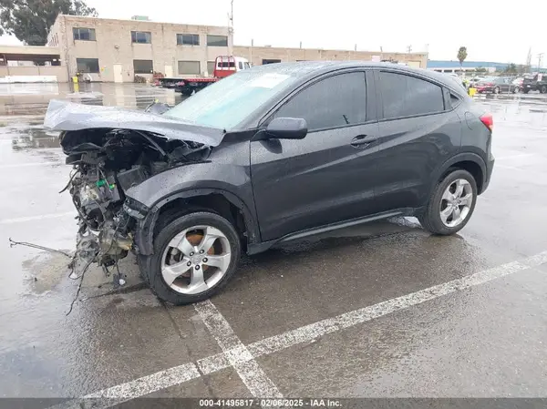 3CZRU5H34GM745746 2016 HONDA HR-V - Image 2