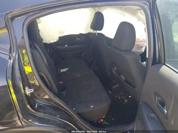 3CZRU5H34GM746282 2016 HONDA HR-V - Image 8