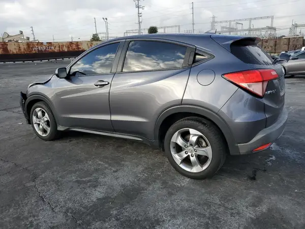 3CZRU5H34HG701939 2017 HONDA HR-V - Image 2