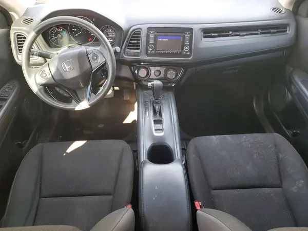 3CZRU5H34HG702685 2017 HONDA HR-V - Image 8