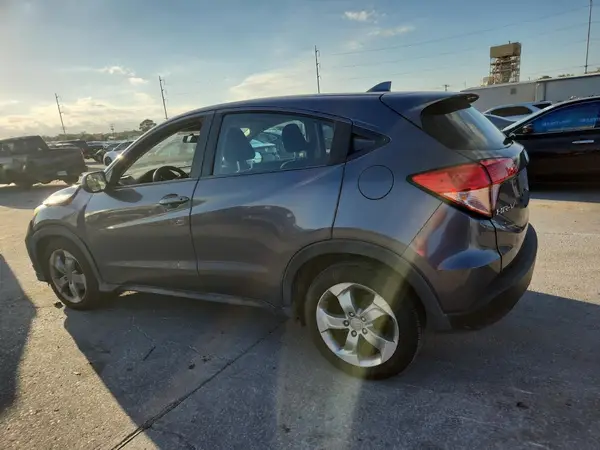 3CZRU5H34HG705120 2017 HONDA HR-V - Image 2