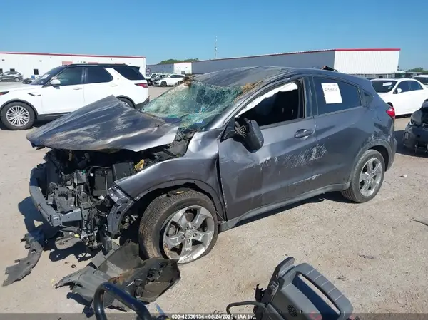 3CZRU5H34HG706901 2017 HONDA HR-V - Image 2