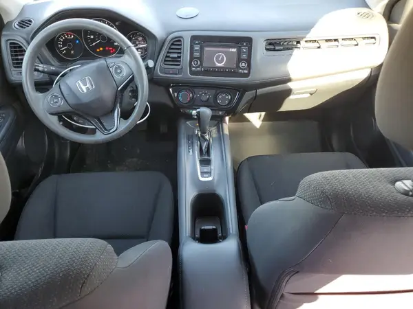 3CZRU5H34HG707398 2017 HONDA HR-V - Image 8