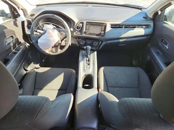 3CZRU5H34HM700758 2017 HONDA HR-V - Image 8