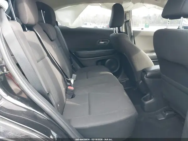3CZRU5H34HM708701 2017 HONDA HR-V - Image 8