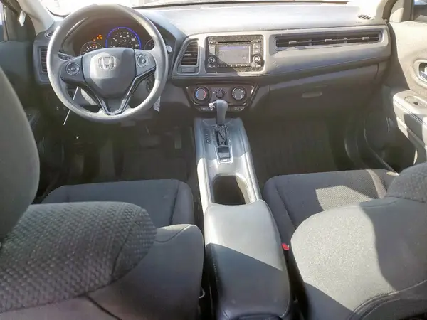 3CZRU5H34HM711081 2017 HONDA HR-V - Image 8
