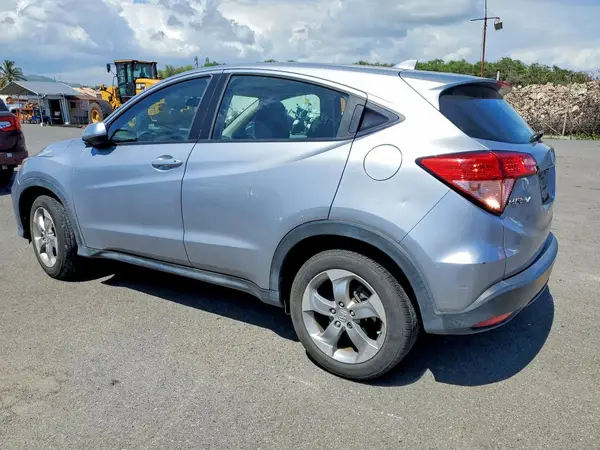 3CZRU5H34HM713204 2017 HONDA HR-V - Image 2