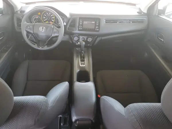 3CZRU5H34HM713851 2017 HONDA HR-V - Image 8