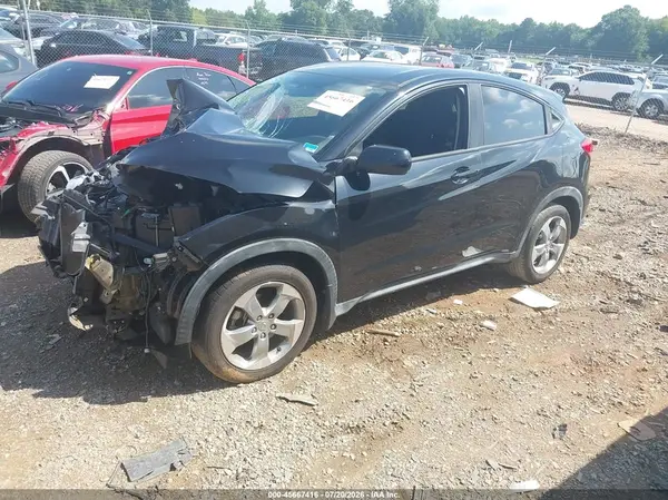 3CZRU5H34HM719374 2017 HONDA HR-V - Image 2