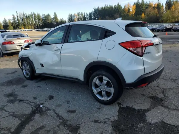 3CZRU5H34HM726664 2017 HONDA HR-V - Image 2