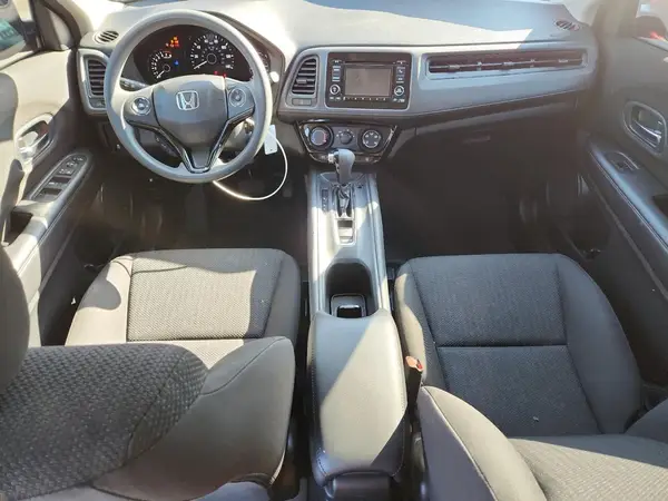 3CZRU5H34JG700831 2018 HONDA HR-V - Image 8