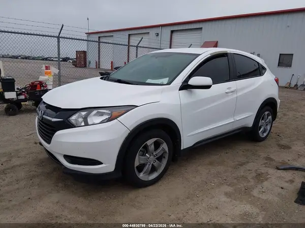3CZRU5H34JM705433 2018 HONDA HR-V - Image 2