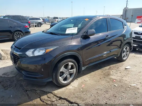 3CZRU5H34JM713483 2018 HONDA HR-V - Image 2