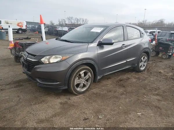 3CZRU5H34JM719378 2018 HONDA HR-V - Image 2