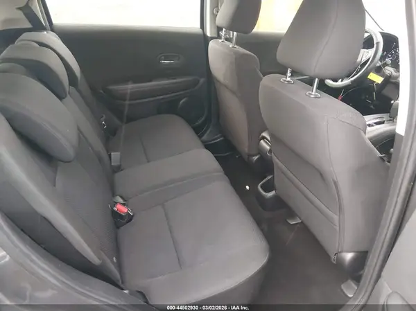 3CZRU5H34JM719378 2018 HONDA HR-V - Image 8