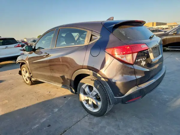 3CZRU5H34JM722720 2018 HONDA HR-V - Image 2