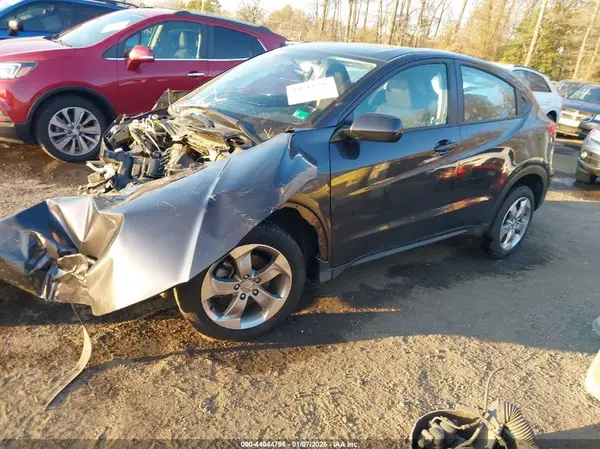 3CZRU5H34JM722751 2018 HONDA HR-V - Image 2