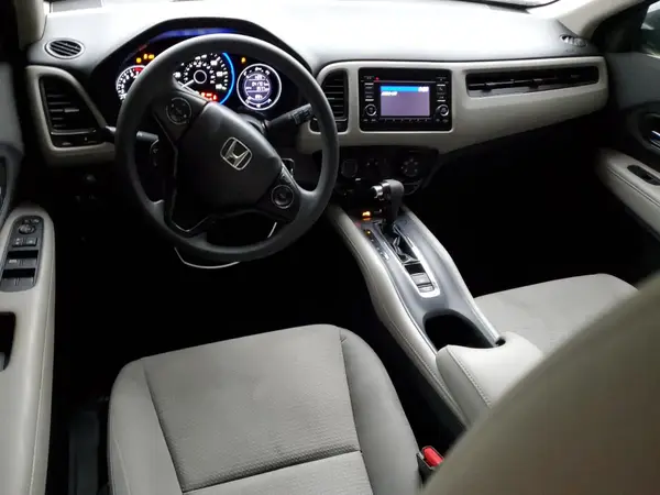 3CZRU5H34KG700183 2019 HONDA HR-V - Image 8