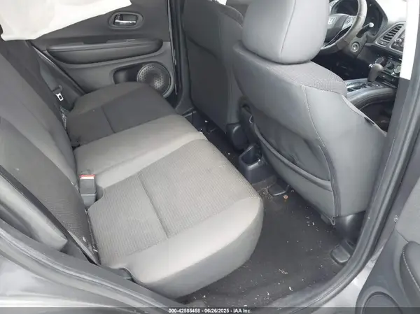 3CZRU5H34KG713760 2019 HONDA HR-V - Image 8
