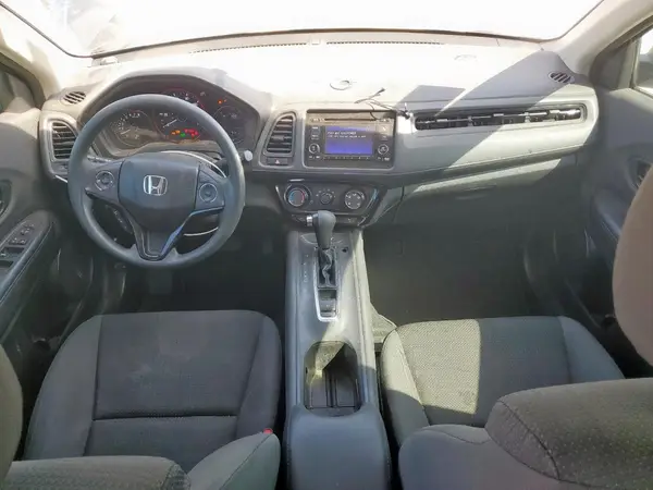 3CZRU5H34KG716240 2019 HONDA HR-V - Image 8