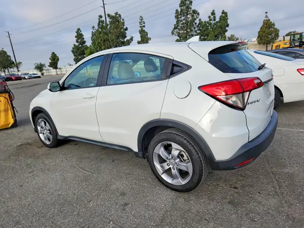 3CZRU5H34KM702081 2019 HONDA HR-V - Image 2