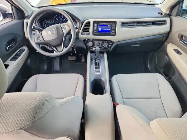 3CZRU5H34KM702081 2019 HONDA HR-V - Image 8