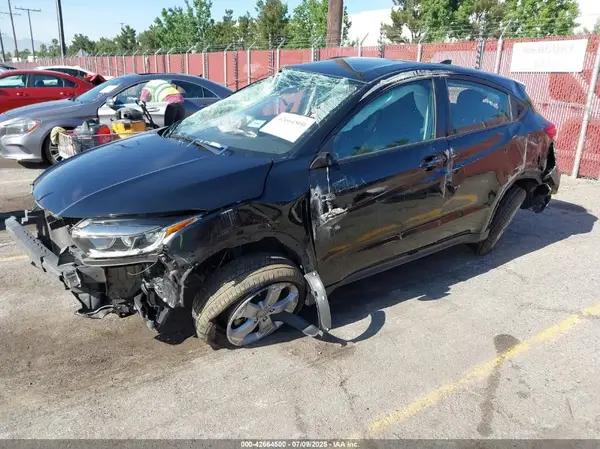 3CZRU5H34KM710259 2019 HONDA HR-V - Image 2