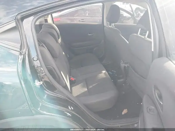 3CZRU5H34KM722797 2019 HONDA HR-V - Image 8
