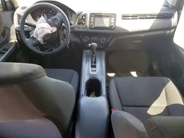 3CZRU5H34KM728793 2019 HONDA HR-V - Image 8