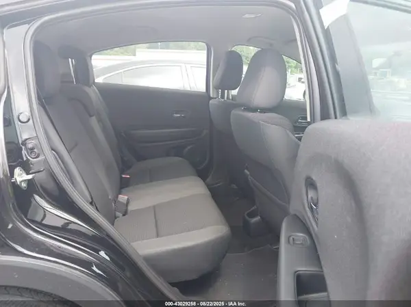 3CZRU5H34MM704237 2021 HONDA HR-V - Image 8