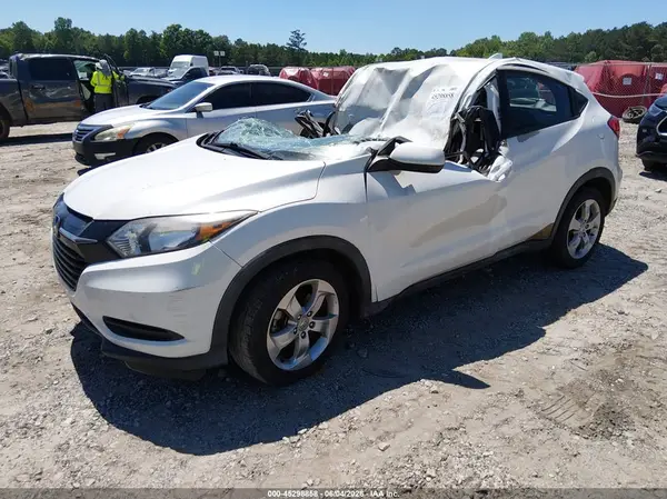 3CZRU5H35GM709256 2016 HONDA HR-V - Image 2