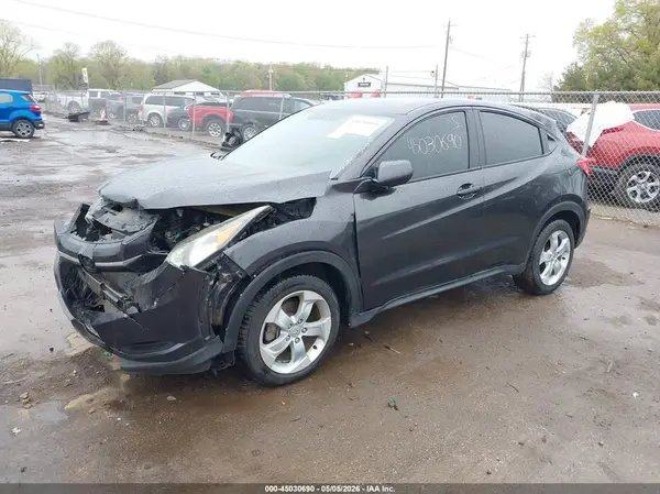 3CZRU5H35GM717423 2016 HONDA HR-V - Image 2