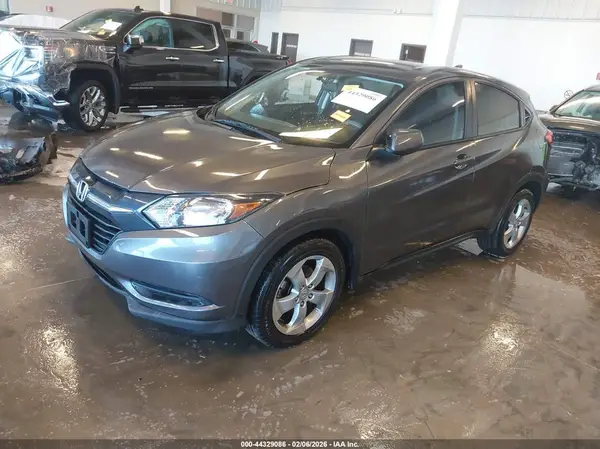 3CZRU5H35GM739499 2016 HONDA HR-V - Image 2