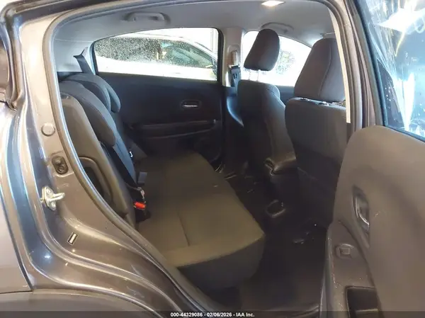 3CZRU5H35GM739499 2016 HONDA HR-V - Image 8