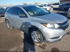 3CZRU5H35GM754116 2016 HONDA HR-V